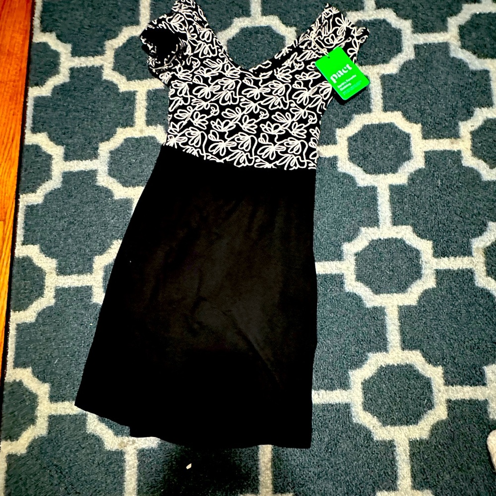 Pact dress new with tags. Never worn.